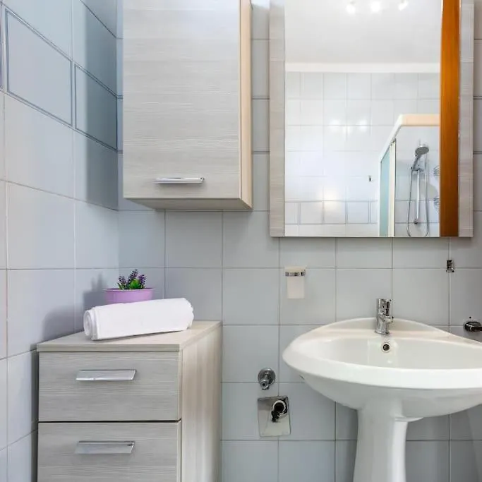 Comfort Flat Vicenza With Parking! 0*,  Италия